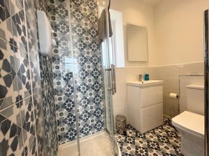 Photo 21- click for photo gallery